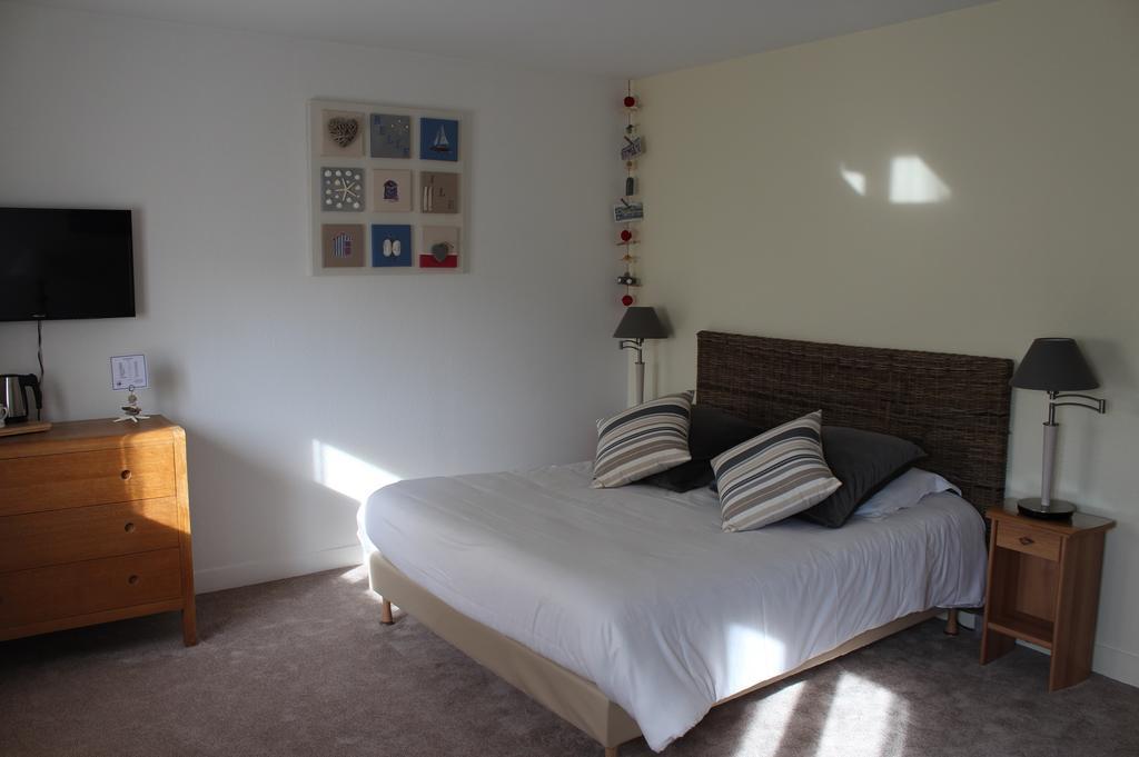 Hotel Des Falaises Villers-sur-Mer Quarto foto