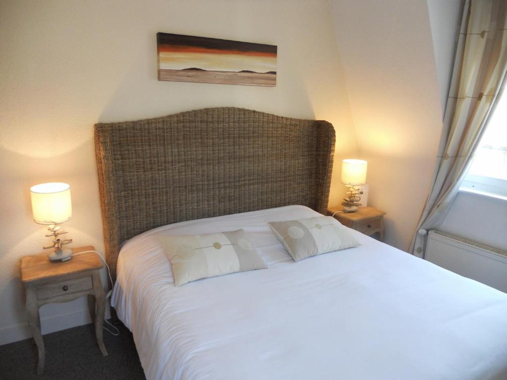 Hotel Des Falaises Villers-sur-Mer Quarto foto
